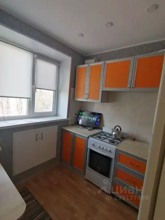 2-к кв. Волгоградская область, Волгоград ул. 64-й Армии, 81 (30.4 м) - Фото 0