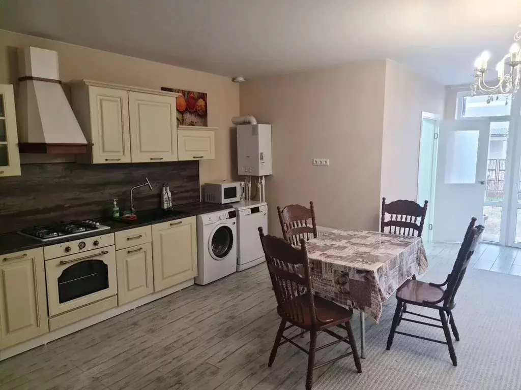 Дом в Краснодарский край, Новороссийск Цемдолина тер., ул. Золотая ... - Фото 1