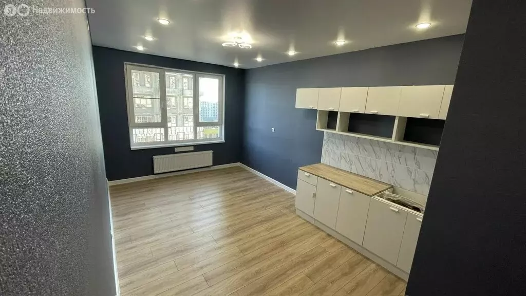 Квартира-студия: Тюмень, улица Вадима Бованенко, 7 (24.1 м) - Фото 2