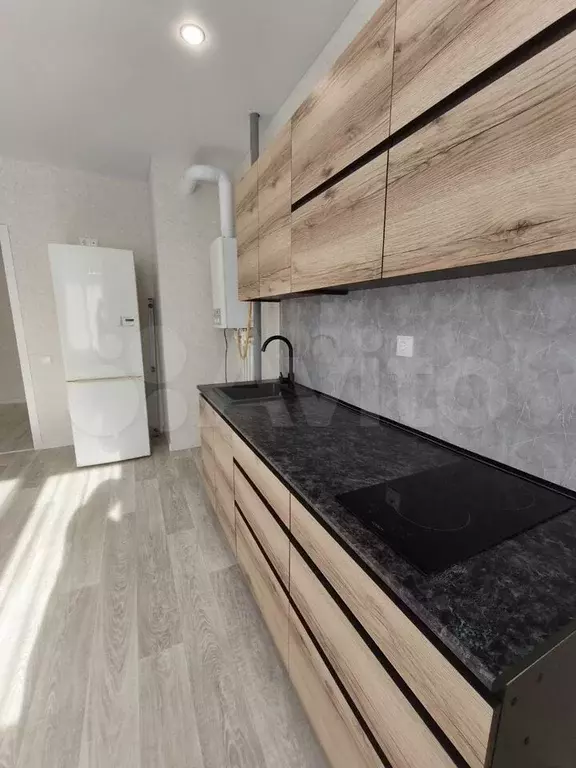 1-к. квартира, 40 м, 4/10 эт. - Фото 0