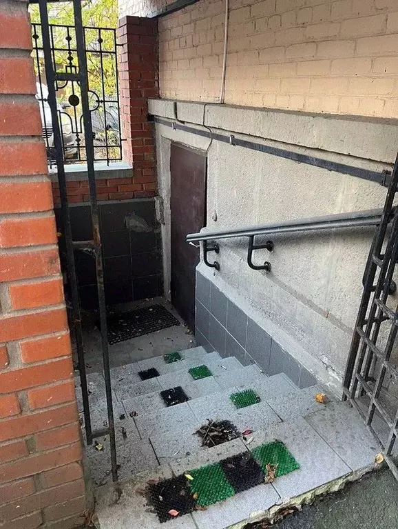 Помещение свободного назначения в Санкт-Петербург ул. Савушкина, 14А ... - Фото 2