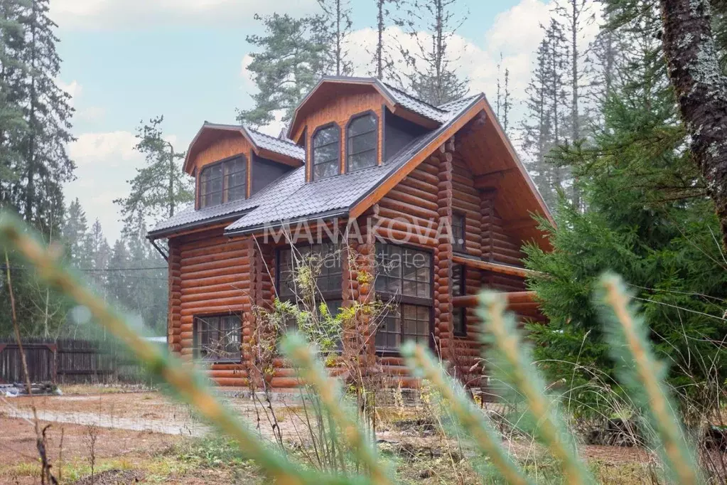 Дом в Санкт-Петербург, Санкт-Петербург, Зеленогорск Моховая ул., 13а ... - Фото 1