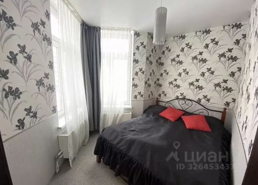 1-к кв. Свердловская область, Екатеринбург ул. Бажова, 68 (44.0 м) - Фото 1