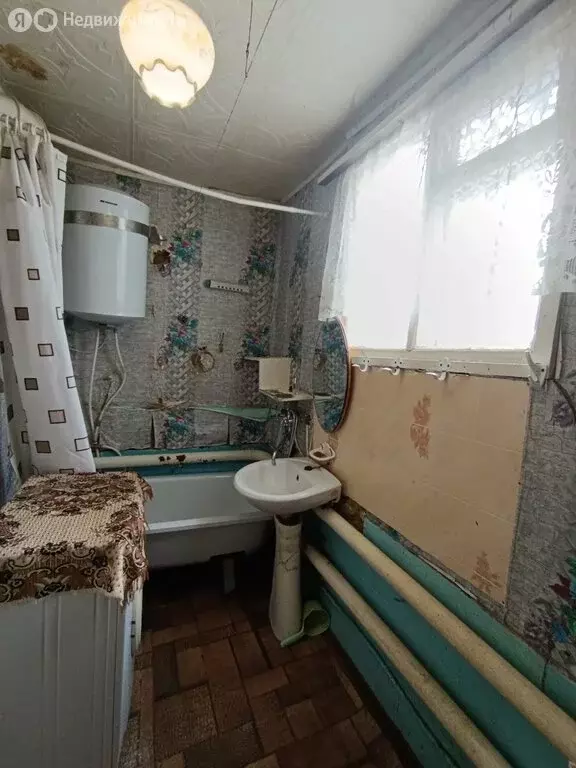 Дом в Калининск, Центральная площадь (90.9 м) - Фото 1