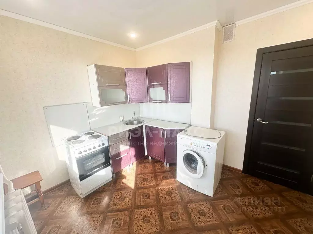 1-к кв. Брянская область, Брянск Уральский пер., 8/1 (37.3 м) - Фото 0