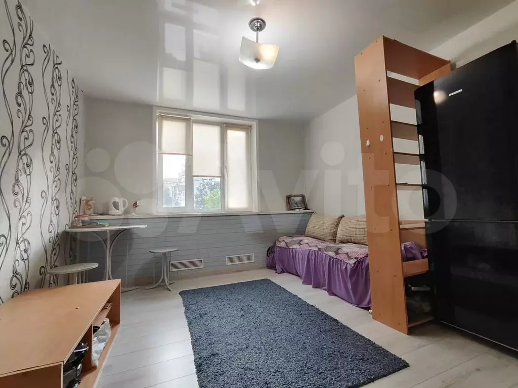 Комната 17 м в 3-к., 2/3 эт. - Фото 0