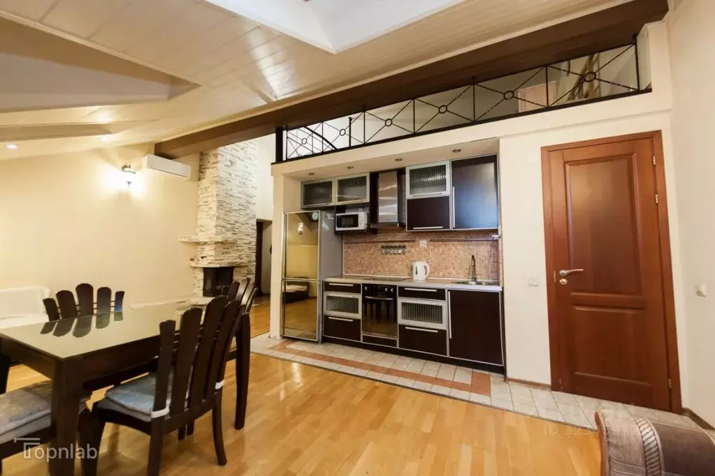 Студия Карелия, Петрозаводск Красноармейская ул., 18А (65.0 м) - Фото 1