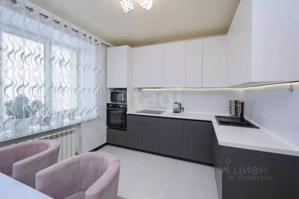 2-к кв. Хабаровский край, Хабаровск ул. Запарина, 135Б (75.3 м) - Фото 1