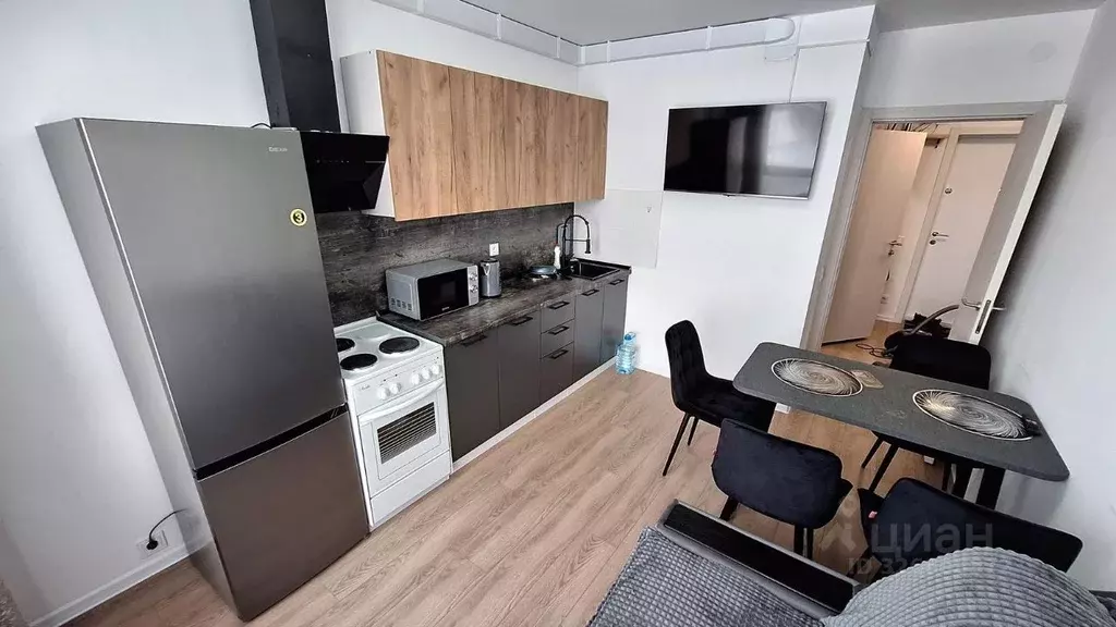 1-к кв. Сахалинская область, Южно-Сахалинск ул. Имени Владимира ... - Фото 2