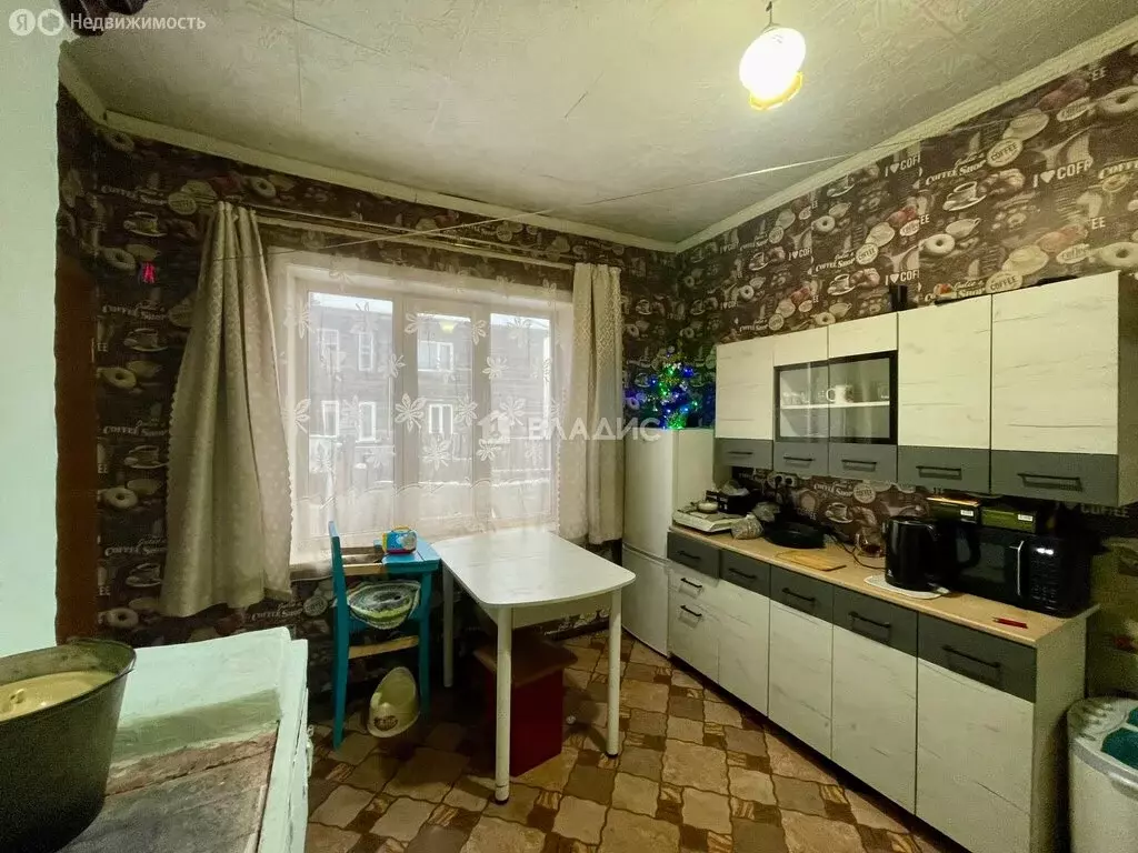 2-комнатная квартира: Улан-Удэ, улица Чертенкова, 100 (46.7 м) - Фото 1