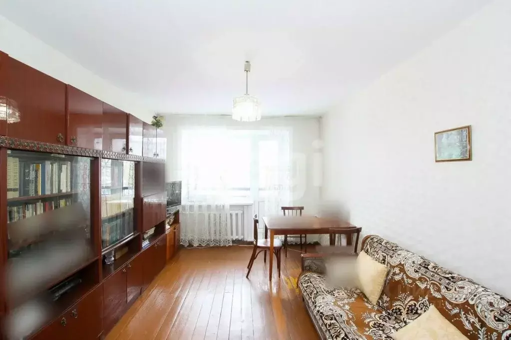 3-к кв. Бурятия, Улан-Удэ Восточный мкр, ул. Королева, 4 (56.0 м) - Фото 1