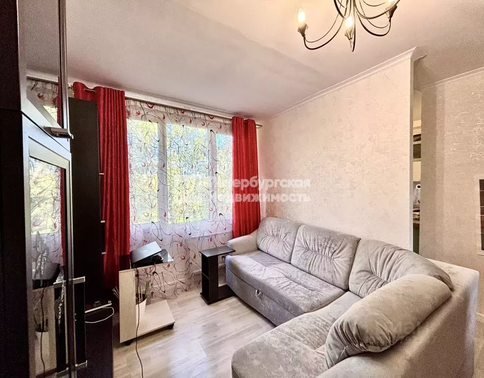 3-к кв. Санкт-Петербург 2-я Комсомольская ул., 53 (41.9 м) - Фото 1