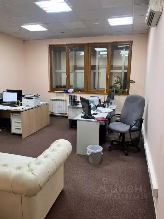 Офис в Саха (Якутия), Якутск ул. Кирова, 7 (25 м) - Фото 1