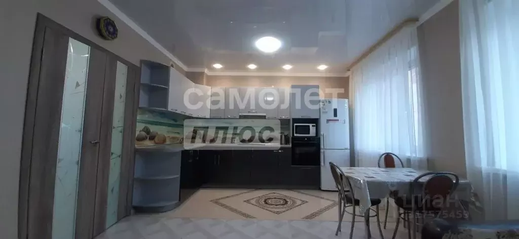 1-к кв. Тюменская область, Тюмень ул. Монтажников, 53 (49.4 м) - Фото 0
