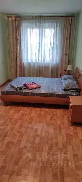 2-к кв. Челябинская область, Челябинск ул. Островского, 70 (62.0 м) - Фото 0