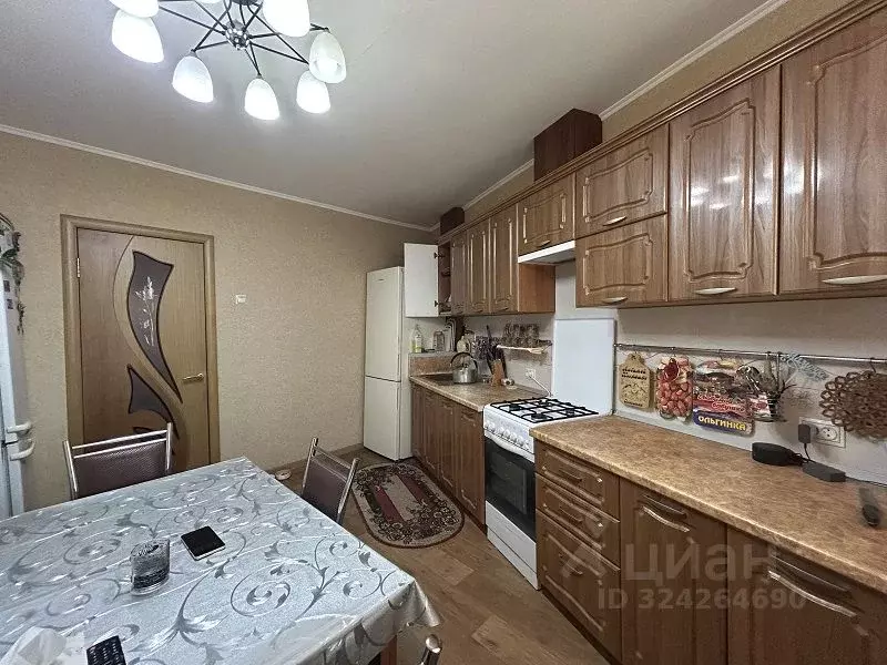 3-к кв. Воронежская область, Россошь ул. 9 Января, 25 (64.7 м) - Фото 2