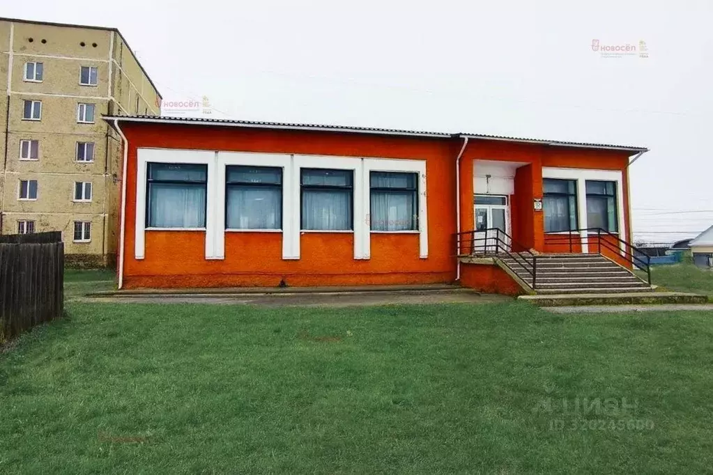 Торговая площадь в Свердловская область, Богданович Рокицанская ул., ... - Фото 0