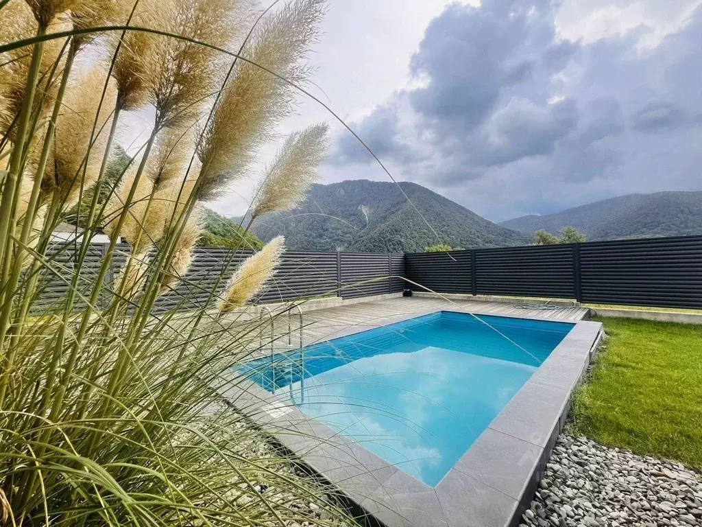 Дом в Краснодарский край, Сочи городской округ, с. Монастырь ул. ... - Фото 1