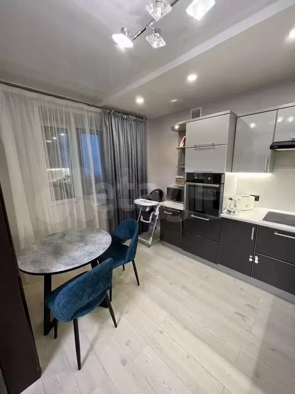 2-к. квартира, 53,5 м, 3/15 эт. - Фото 0