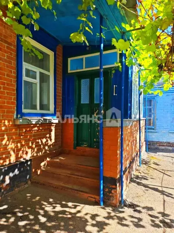 Дом в Краснодарский край, Усть-Лабинск ул. Калинина (65 м) - Фото 1