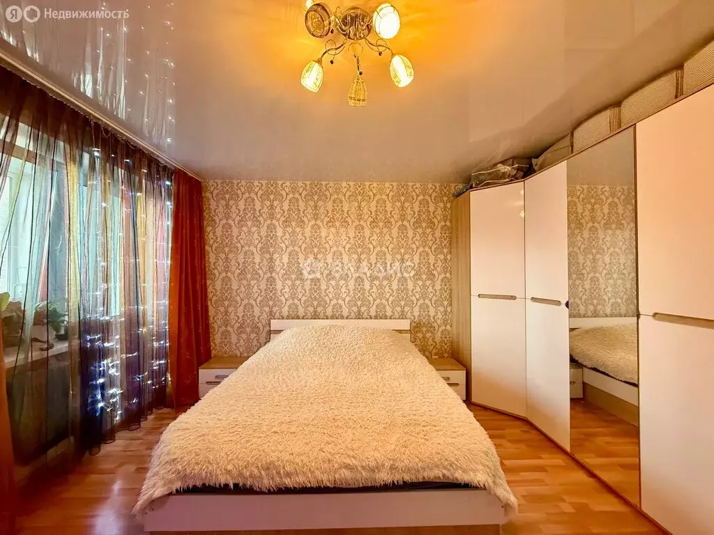 2-комнатная квартира: Смоленск, Ипподромный проезд, 24 (65 м) - Фото 2