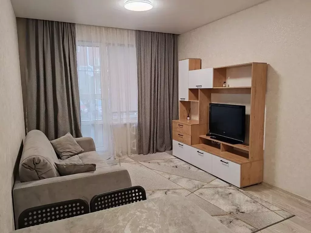 2-к кв. Алтайский край, Барнаул ул. Сергея Семенова, 18 (41.0 м) - Фото 1