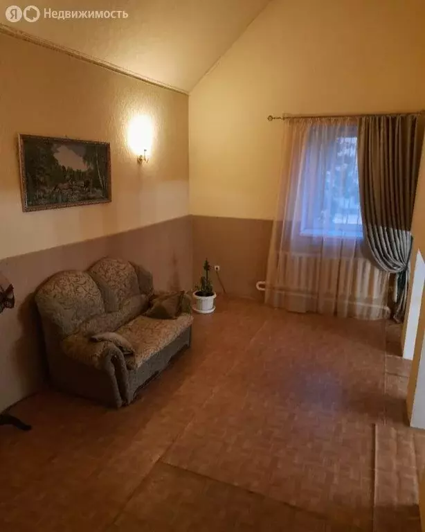 Дом в Темрюк, улица Яна Фабрициуса, 152 (260 м) - Фото 2