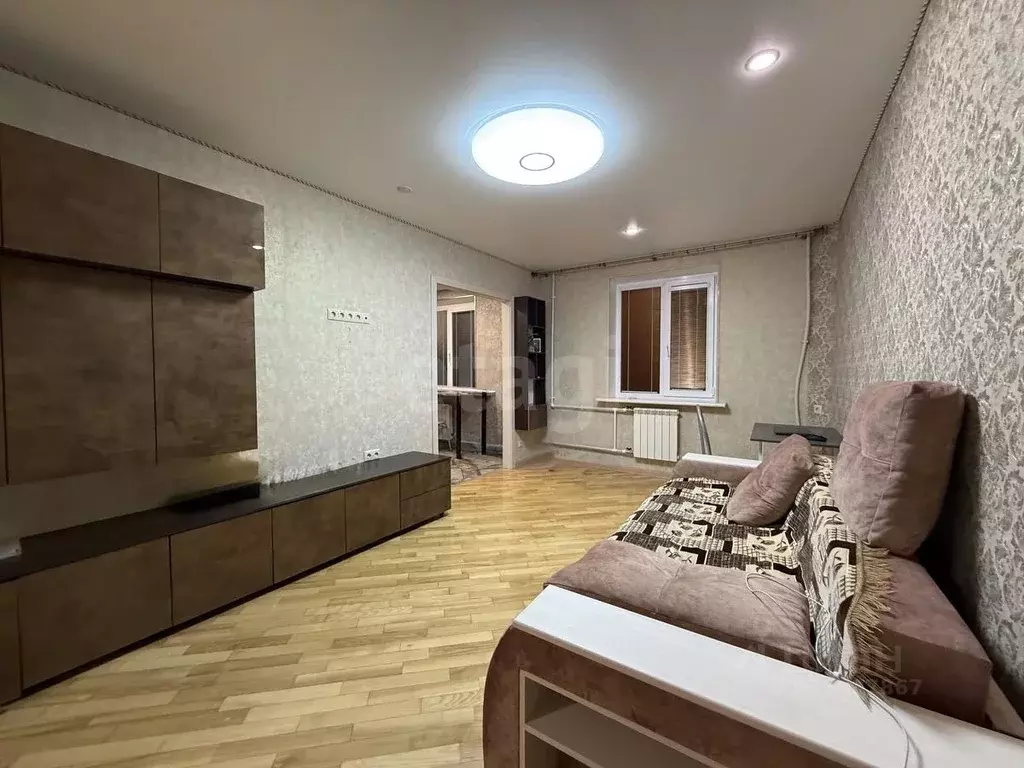 3-к кв. Белгородская область, Белгород ул. 5 Августа, 1 (73.0 м) - Фото 1