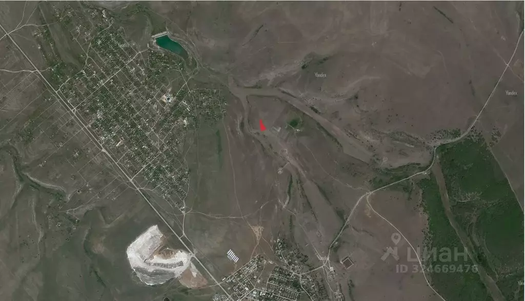 Участок в Крым, Бахчисарайский район, Ароматненское с/пос, с. ... - Фото 2