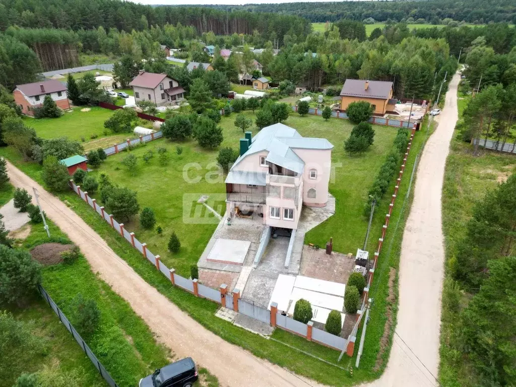 Дом в Калужская область, Дзержинский район, Товарково городское ... - Фото 1