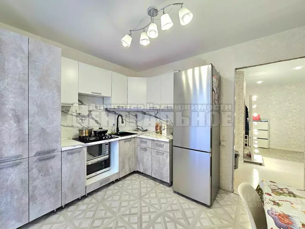 3-к кв. Смоленская область, Смоленск Краснинское ш., 30 (66.0 м) - Фото 1