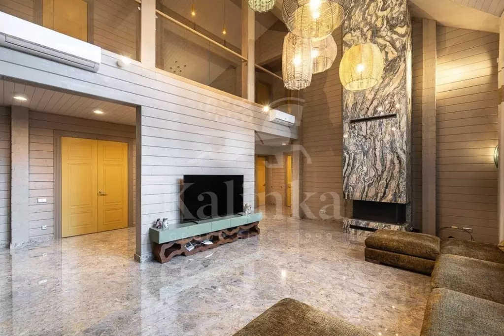 Дом в Московская область, Красногорск городской округ, с. ... - Фото 1