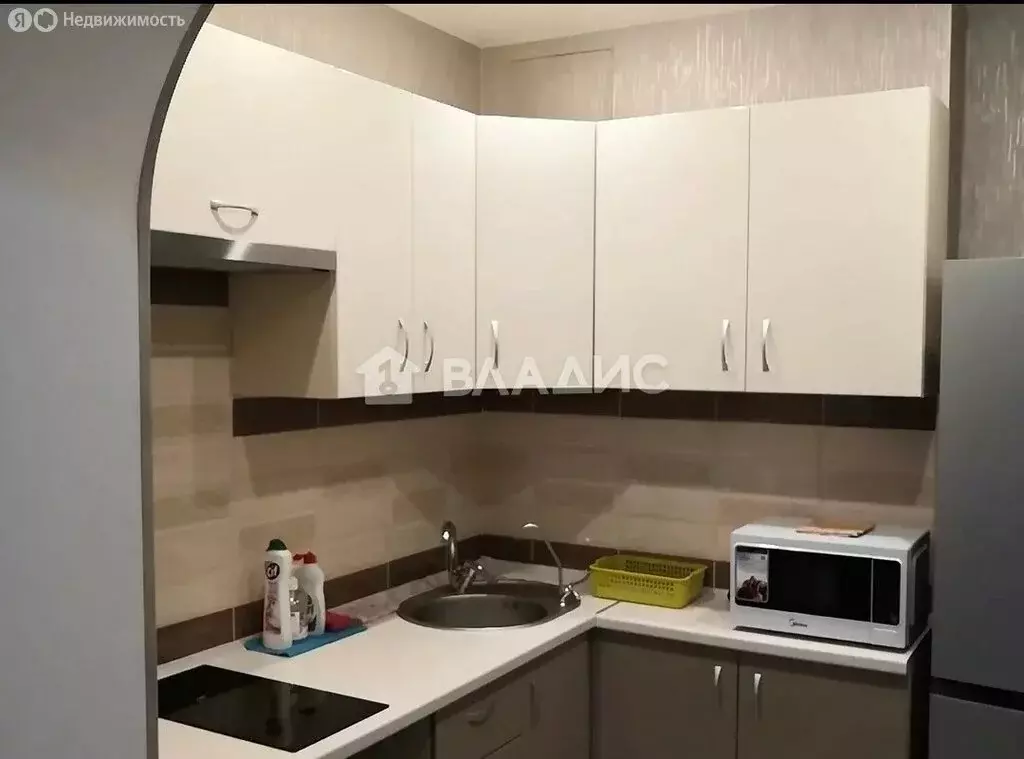 Квартира-студия: Волгоград, район Семь Ветров, бульвар 30-летия ... - Фото 2