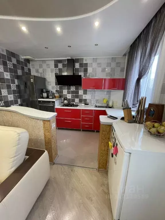 3-к кв. Татарстан, Набережные Челны 38-й комплекс, 5 (66.1 м) - Фото 1