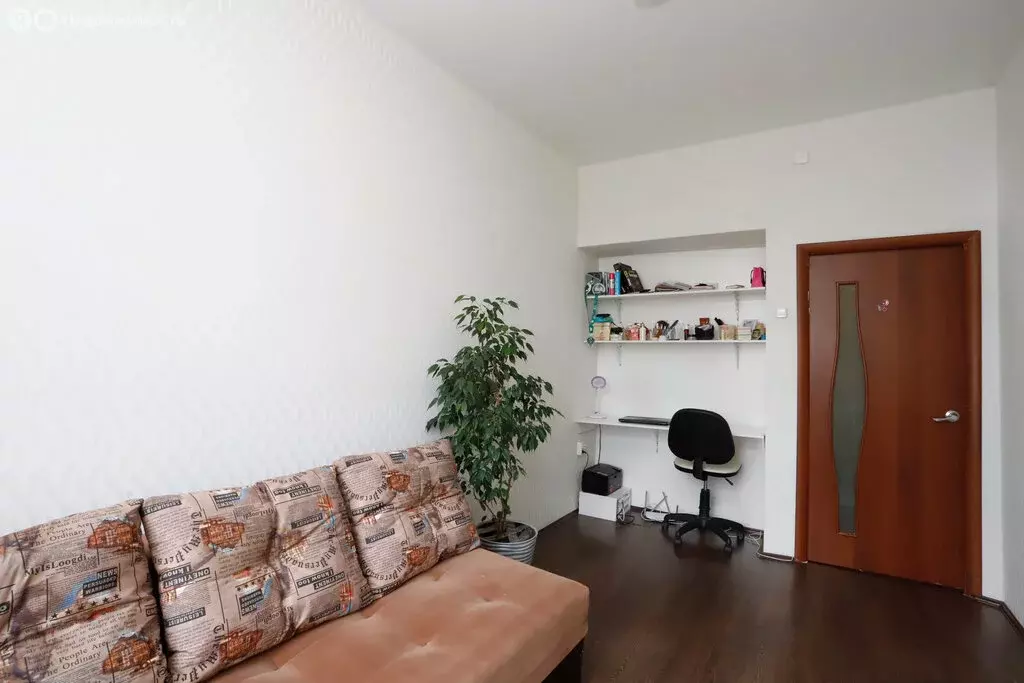 3-комнатная квартира: Иркутск, улица Новаторов, 16 (70 м) - Фото 0