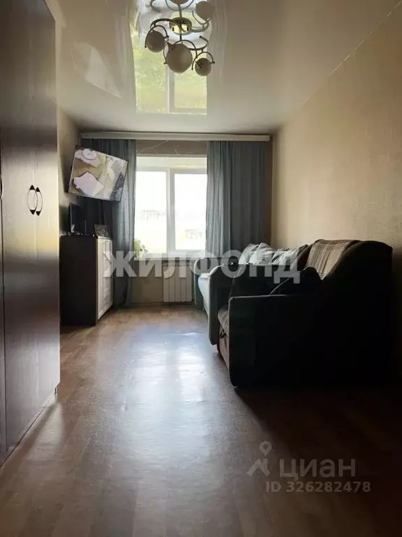 Комната Новосибирская область, Новосибирск ул. Стофато, 17 (13.9 м) - Фото 1