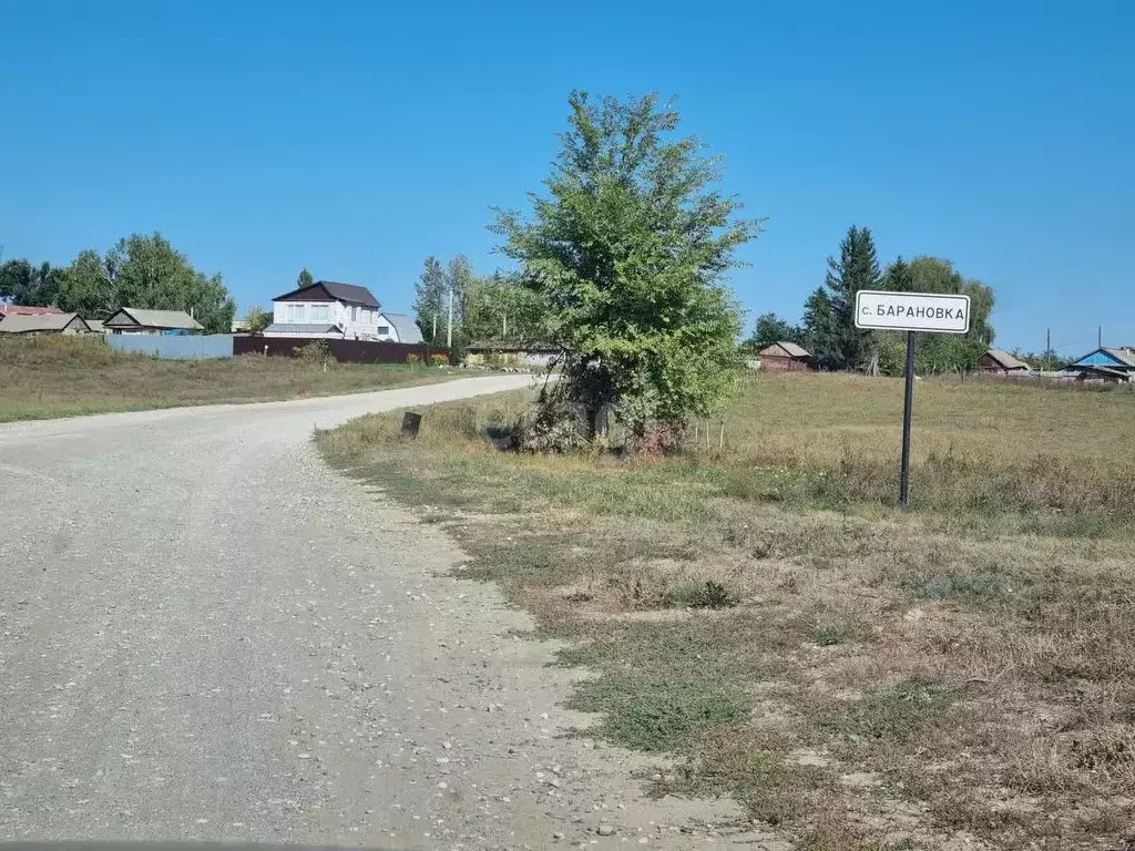 Дом в Саратовская область, Аткарский район, Барановское муниципальное ... - Фото 0