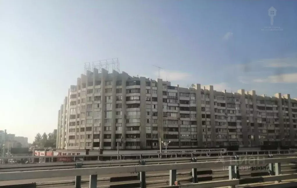 2-к кв. Омская область, Омск ул. Красный Путь, 18 (52.4 м) - Фото 1