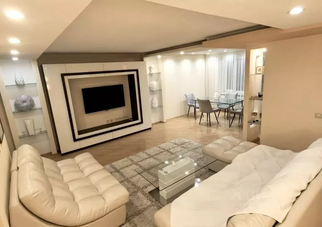 3-к кв. Свердловская область, Екатеринбург ул. Народной Воли, 23 ... - Фото 1