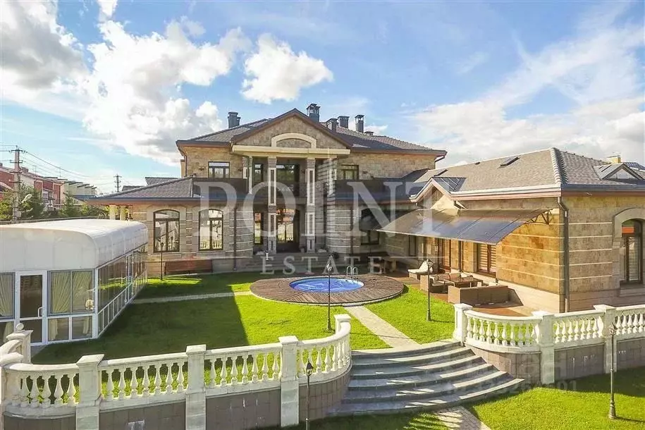 Коттедж в Москва, Москва, Троицк ул. Южная (950 м) - Фото 1