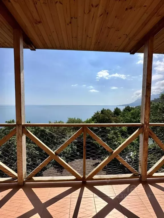 Дом в Крым, Ялта муниципальный округ, Береговое пгт  (200 м) - Фото 2