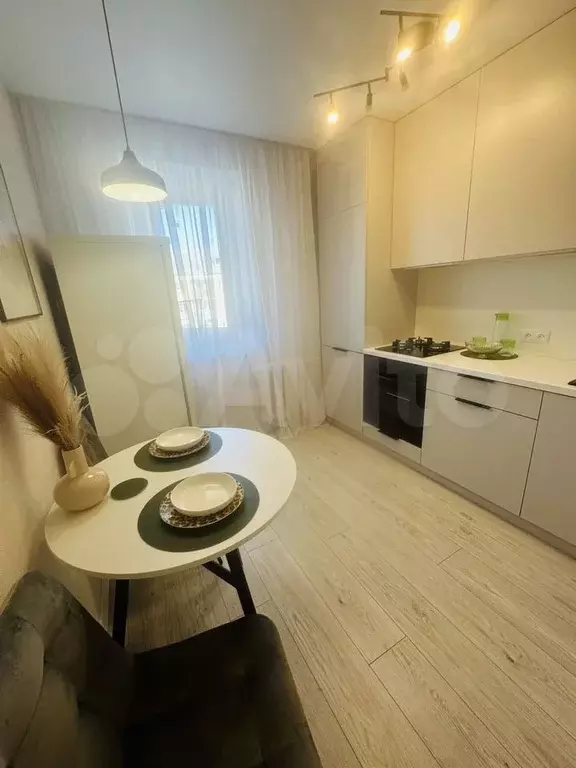 1-к. квартира, 37 м, 4/5 эт. - Фото 1