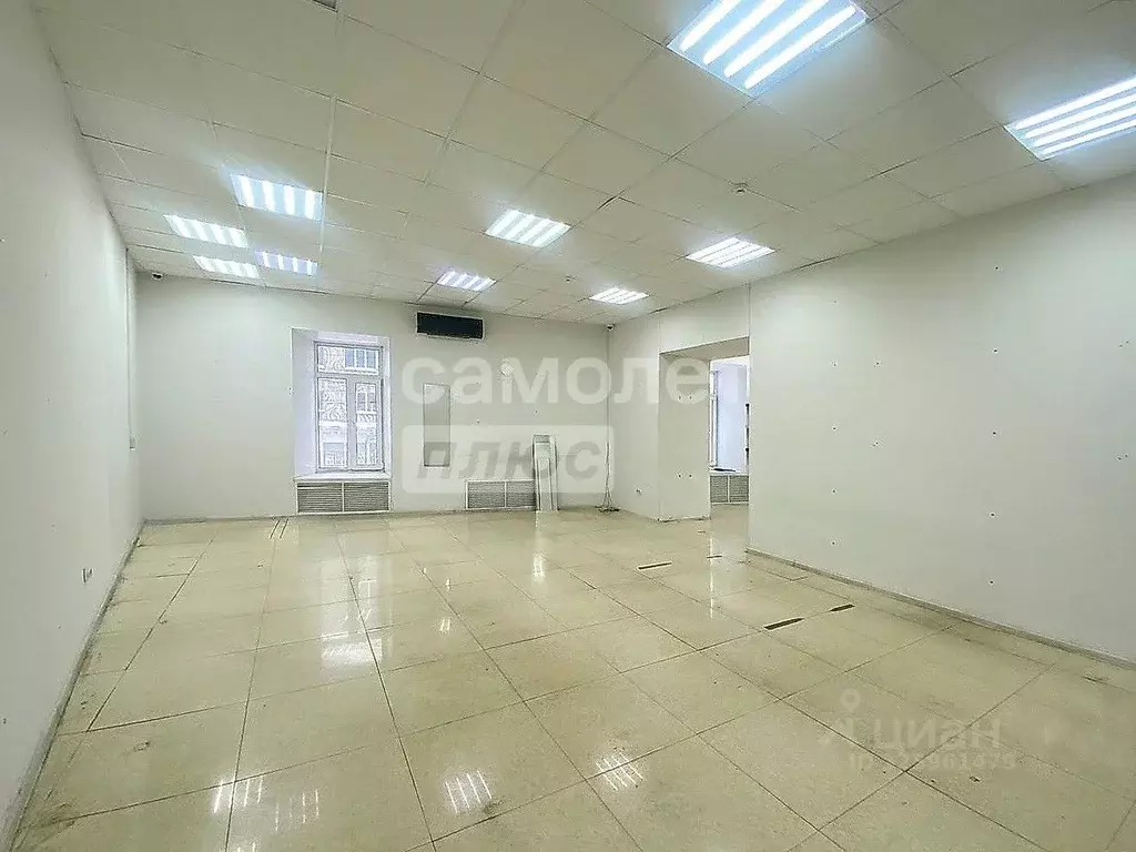 Помещение свободного назначения в Калужская область, Калуга ул. ... - Фото 1