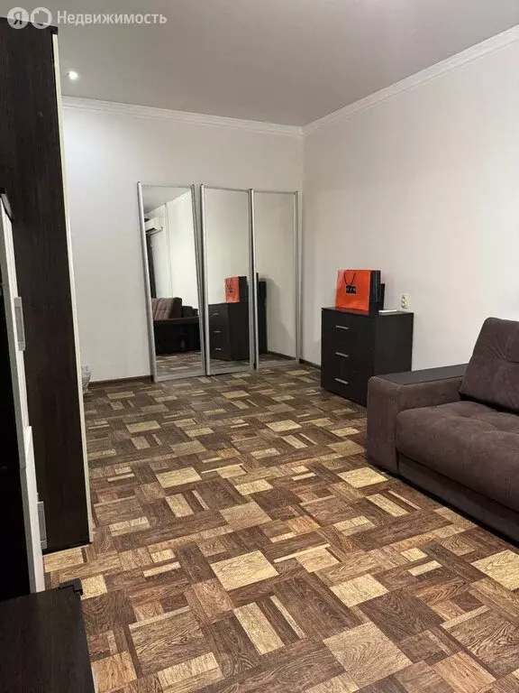 1-комнатная квартира: Астрахань, улица Софьи Перовской, 89 (36.7 м) - Фото 1