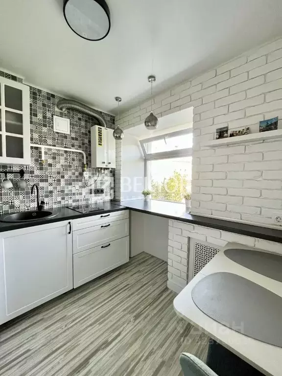 1-к кв. Костромская область, Кострома Лавровская ул., 6 (31.5 м) - Фото 1