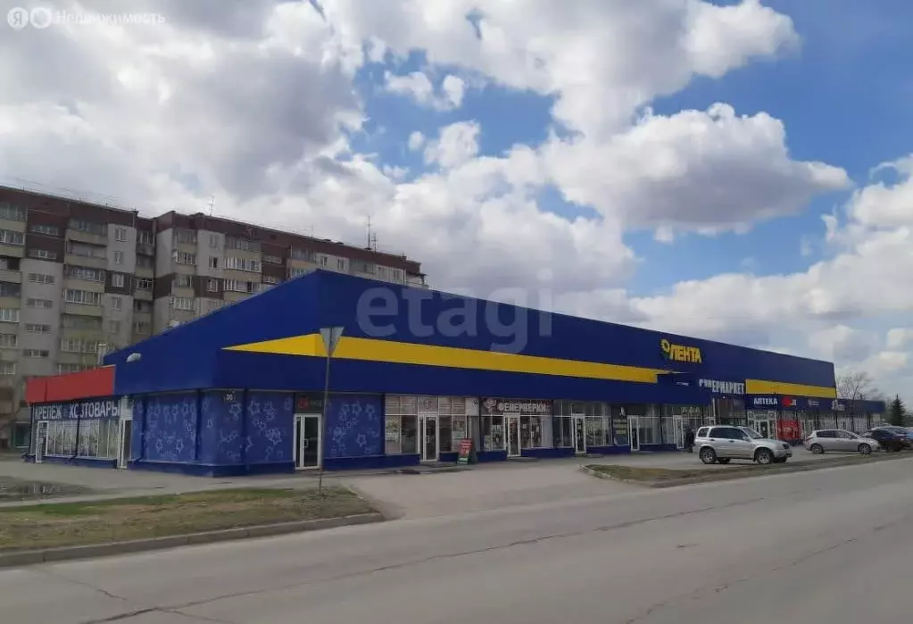 Торговая площадь (435 м) - Фото 1