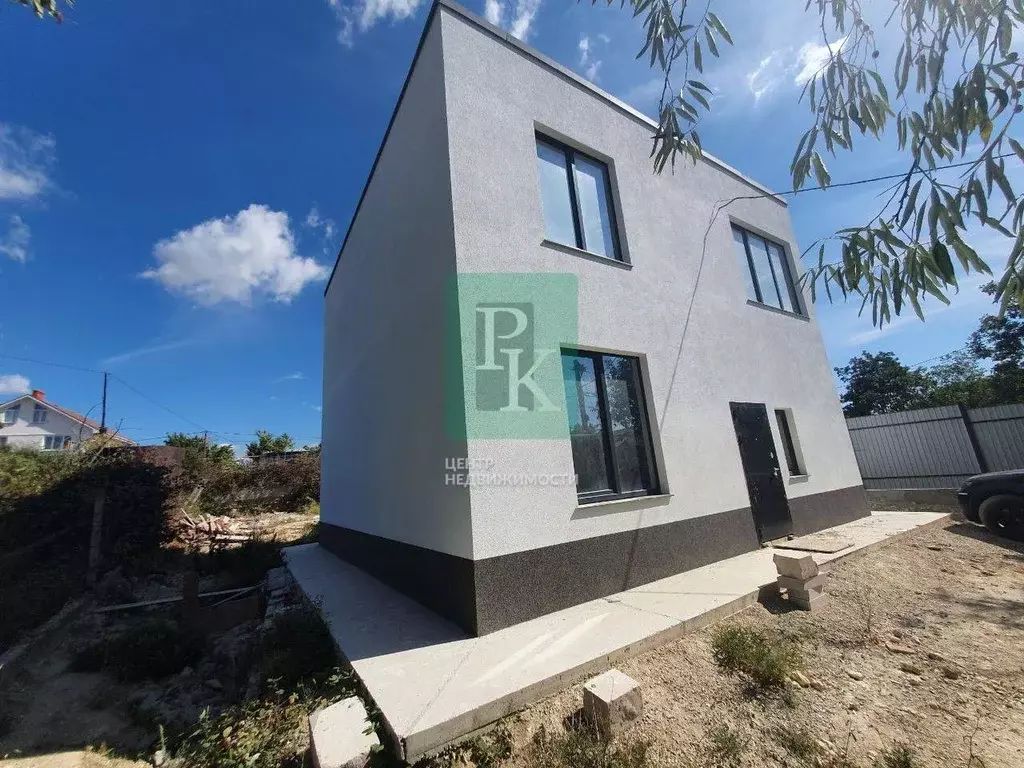 Дом в Севастополь Гагаринский муниципальный округ, пер. 4-й Айвовый, ... - Фото 2