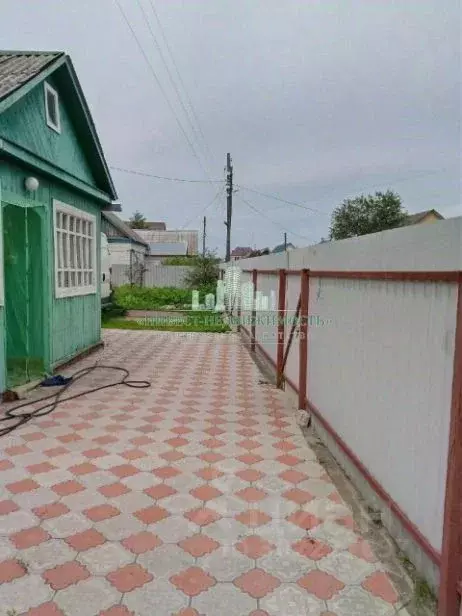 Дом в Брянская область, Жуковка ул. Куйбышева, 21 (70 м) - Фото 0