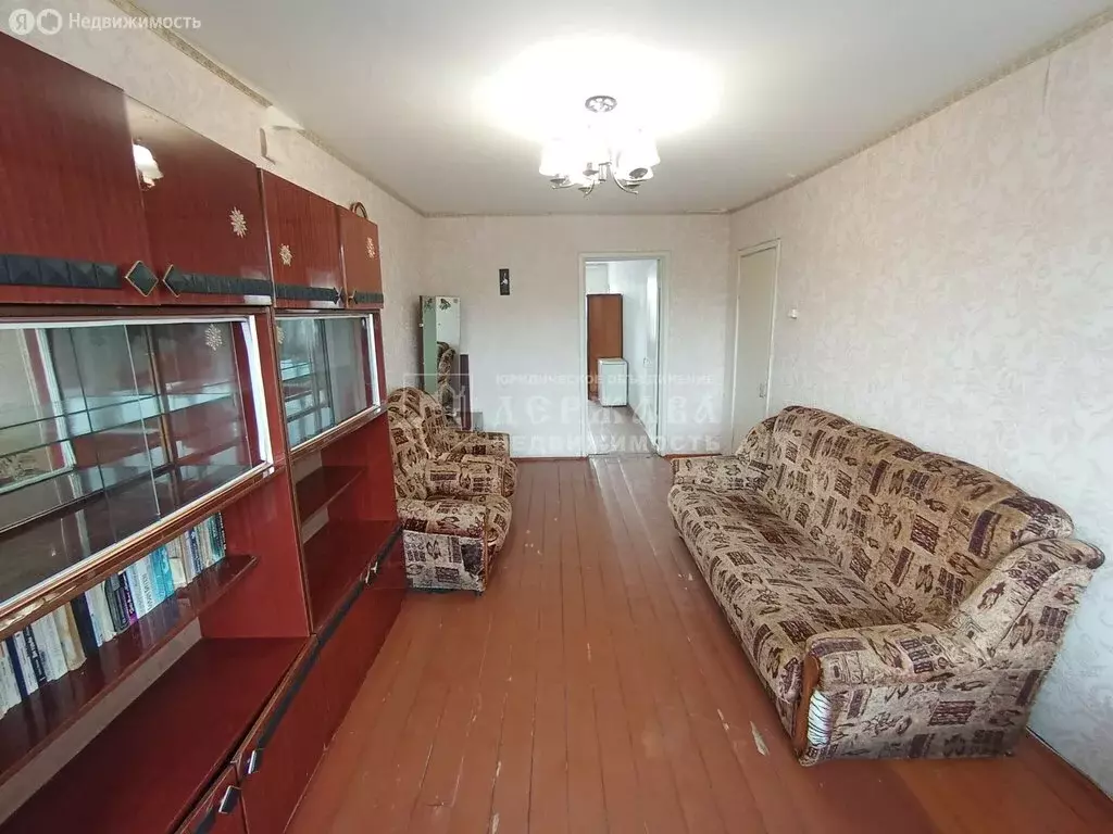 2-комнатная квартира: Ленинск-Кузнецкий, проспект Кирова, 122 (42.7 м) - Фото 1