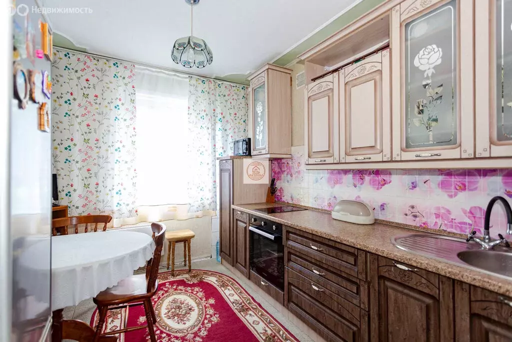 3-комнатная квартира: Новокузнецк, улица Шолохова, 17 (56.4 м) - Фото 1